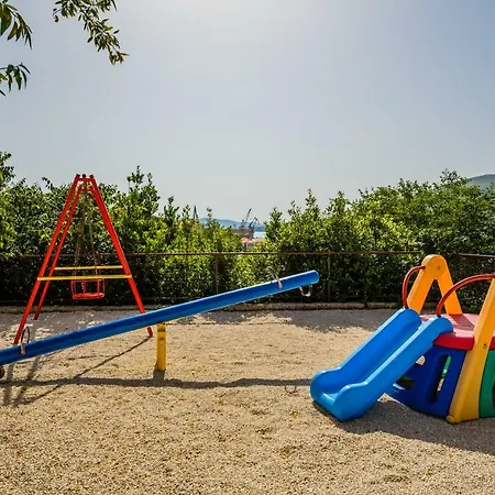 Josip דירה